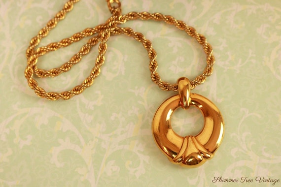 Chic MONET Signed Round hoop Pendant necklace - image 4