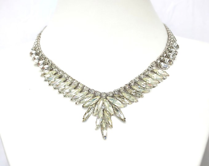 Vintage Glamorous WEISS Signed Clear Rhinestone Necklace