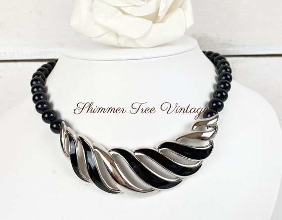 MONET signed Black and Silver Modern Bib Necklace - image 4