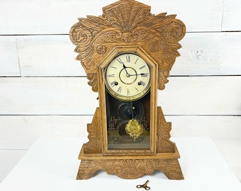 Antique Waterbury Clocks Co Gingerbread Mantle clock with Key, Works beautifully