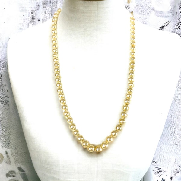 Vintage hand knotted Glass Pearl Necklace