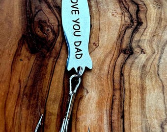 2 pack of LOVE YOU DAD Fishing Lures (two different-1 of each) - Gifts for Dad- Father’s Day Fishing Lure- Fishing Christmas gift for Dad