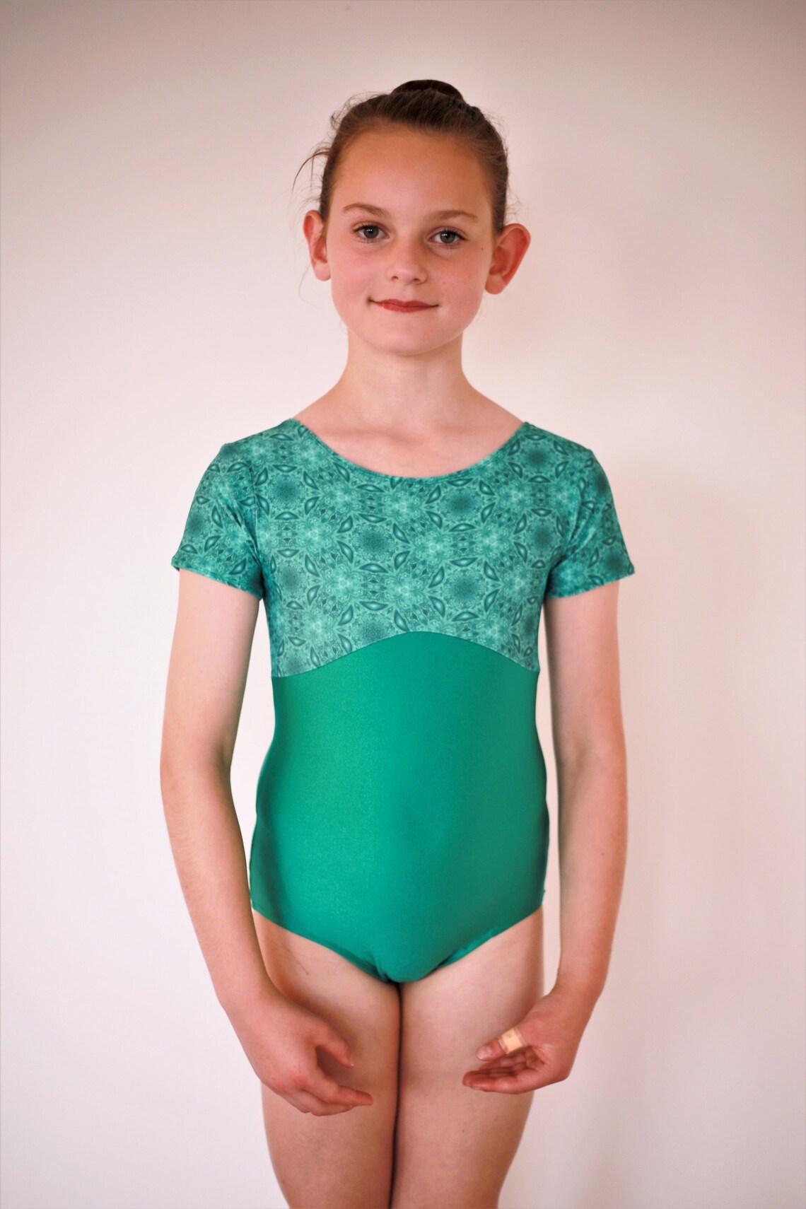 Girls Green Dance Leotard Age 910 READY TO SHIP Etsy