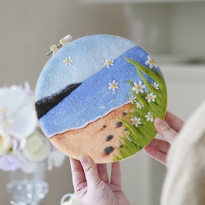 Beach View Needle Felting Kit for Beginner Friendly DIY Craft Gift for Christmas 8 inch Embroidery Hoop Art