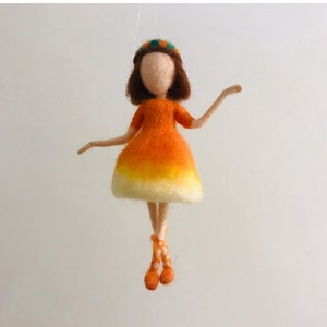Elf Needle Felting Kit, Craft Starter Kit with Wool, Tool, Video Instruction - 6inch (15cm)