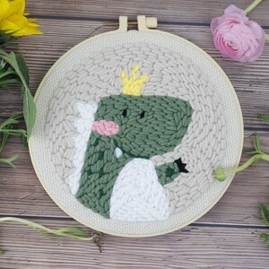 Dinosaur Punch Needle Kit, Beginner Punch Needle Kit, Punch Needle Pattern - Everything Included