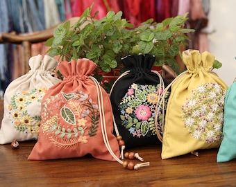 Mother's Day Gift, Hand Embroidery Drawstring Bag, Floral Beginner Embroidery Kit, Storage Bag Kit for Beginners