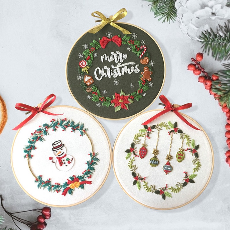 Christmas Embroidery Kit With Pattern Embroidery Hoop Color Etsy