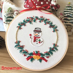 Christmas Embroidery Kit with Pattern, Embroidery Hoop, Color Threads Tools Kit English Instruction for Beginners 8in/20cm Snowman