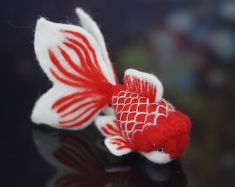Goldfish Needle Felting Kit- felting kits 4“ (10cm) - Craft Kit for Mother's Day