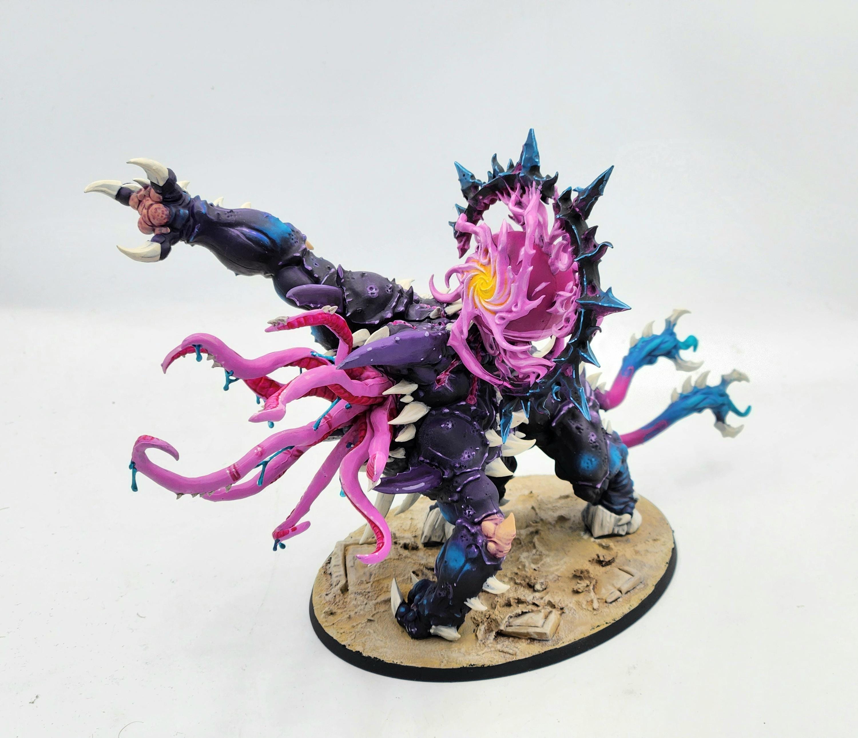 Tzeentch Mutalith Vortex Beast Painted Miniature Model, Warhammer