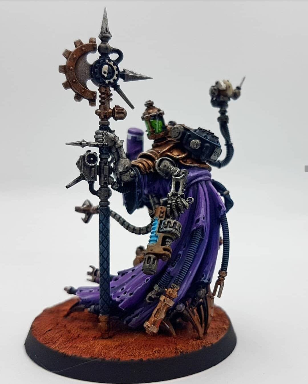ウォーハンマー 40k スキタリイ テックプリースト ドミナス、塗装済み