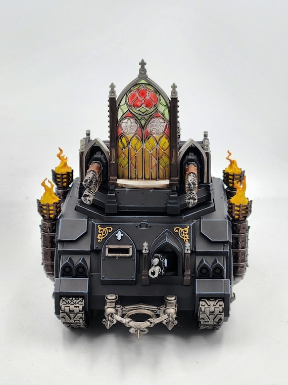 イモラトール・アデプタ・ソロリタスの塗装済みミニチュアモデル