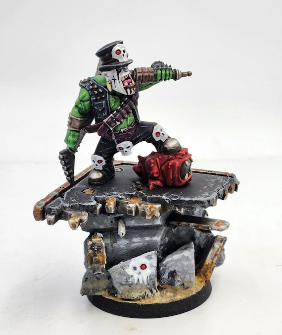 ウォーハンマー Warhammer Orks Goff Rocker Goff Rocker Ork Painted Miniature Model for Sale Xenos, Custom