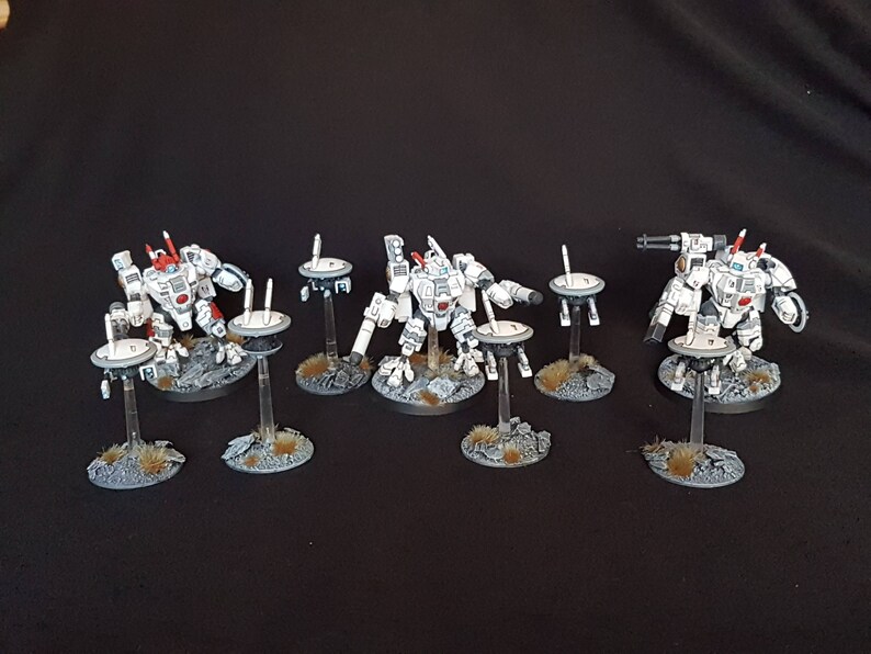 40k Tau XV8 Crisis Battlesuits assembled and painted to order above tabletop standard with drones