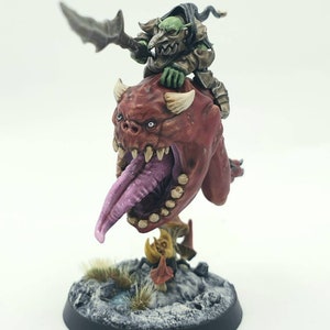 Loonboss on Giant Cave Squig painted miniature model, custom painted Warhammer 40k and Age of Sigmar available to order image 3
