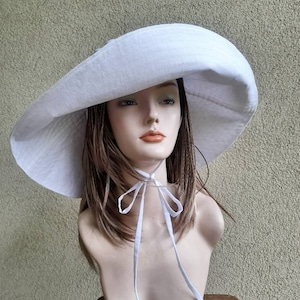 White linen sun hat Panama/wide brim summer hat/ sun protection women&#39;s hat, beach wear romantic style sun hat Panama, extra large brim hat