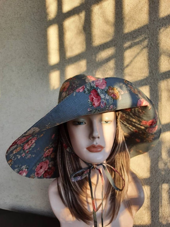 Women's Romantic Sun hat, grey cotton Sun hat with wide brim, drawstring hat, hat from flowers print fabric with roses, summer hat Panama