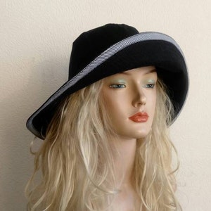 Black white sun hat