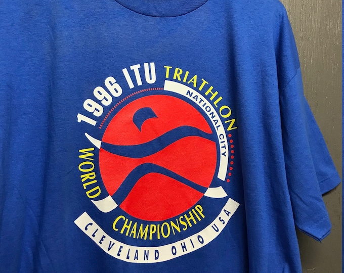 XL nos vintage 90s 1996 ITU Triathlon Cleveland Ohio t shirt