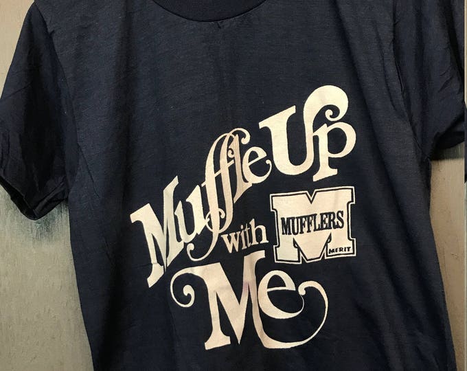 M * nos thin vintage 70s Muffle Up With Me merit mufflers t shirt * GM18