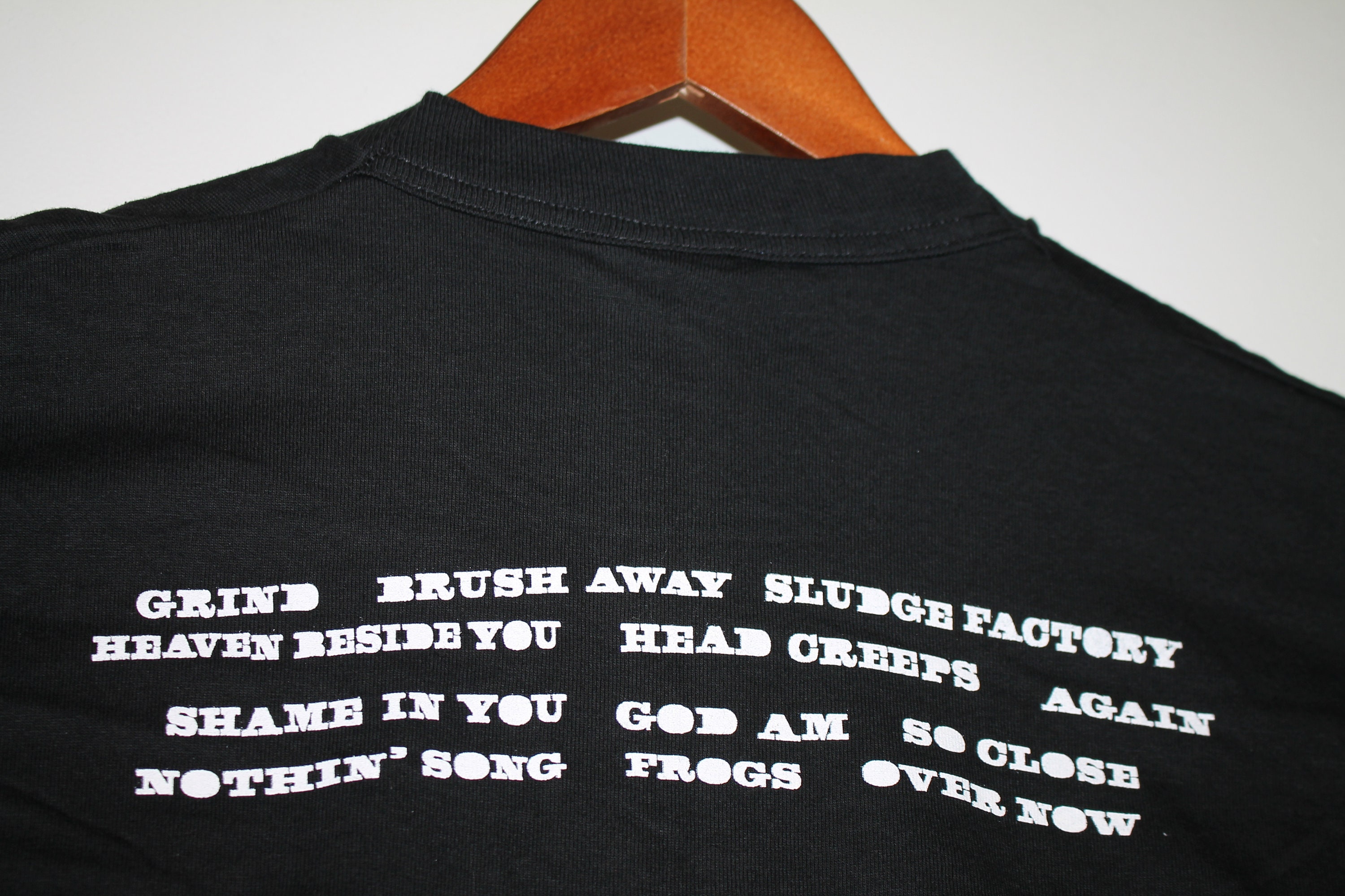 L * NOS vtg 90s 1995 Alice In Chains t shirt * tripod * 106.19 L * NOS vtg 90s 1995 Alice In Chains t shirt * tripod * 106.19