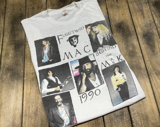 M * vintage 1990 Fleetwood Mac t shirt * stevie nicks tour * 13.180