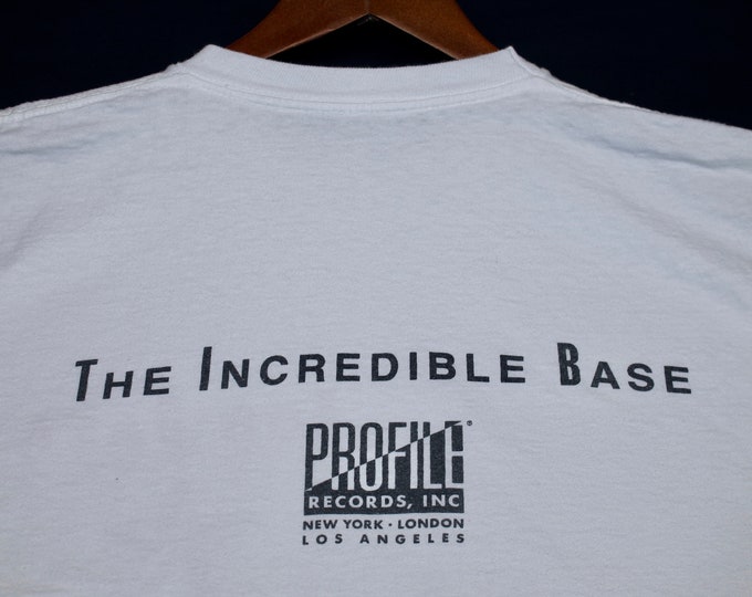 L * vintage 80s 1989 the incredible Rob Base rap t shirt * profile records * 8.126