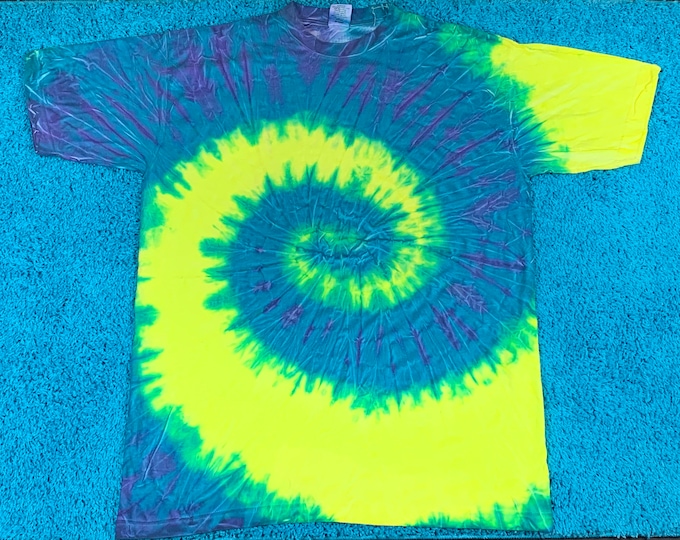 2XL / 3XL * nos vtg 90s tie dye t shirt * 23.1643