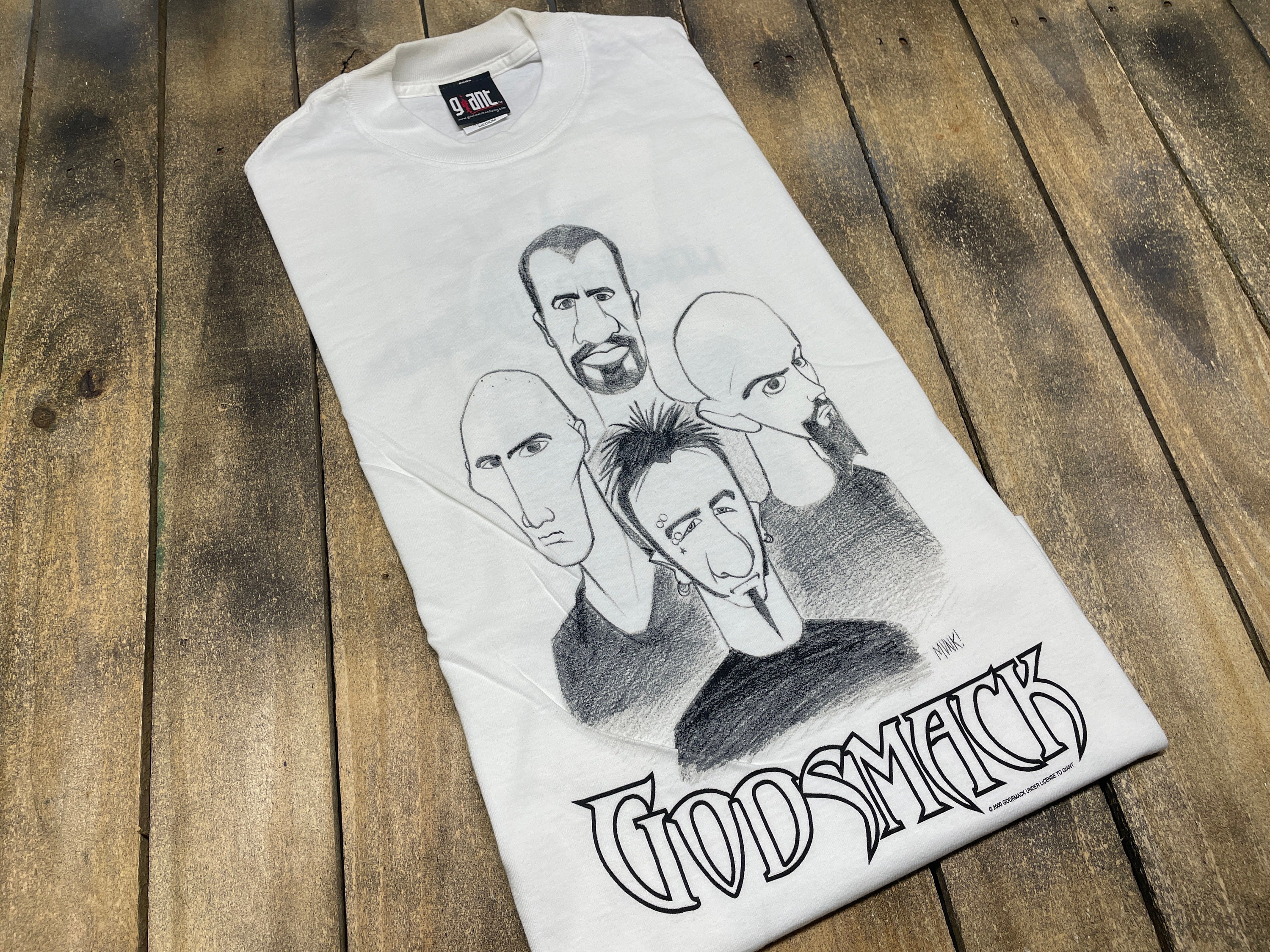 M * vintage 2000 Godsmack t shirt * Giant concert tour band