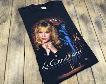 M * vintage 90s LeAnn Rimes autographed t shirt * concert tour country music signed * 51.168