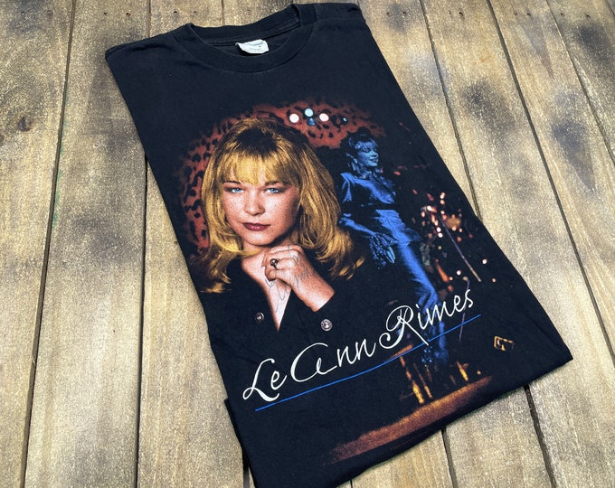 M * vintage 90s LeAnn Rimes autographed t shirt * concert tour country music signed * 51.168