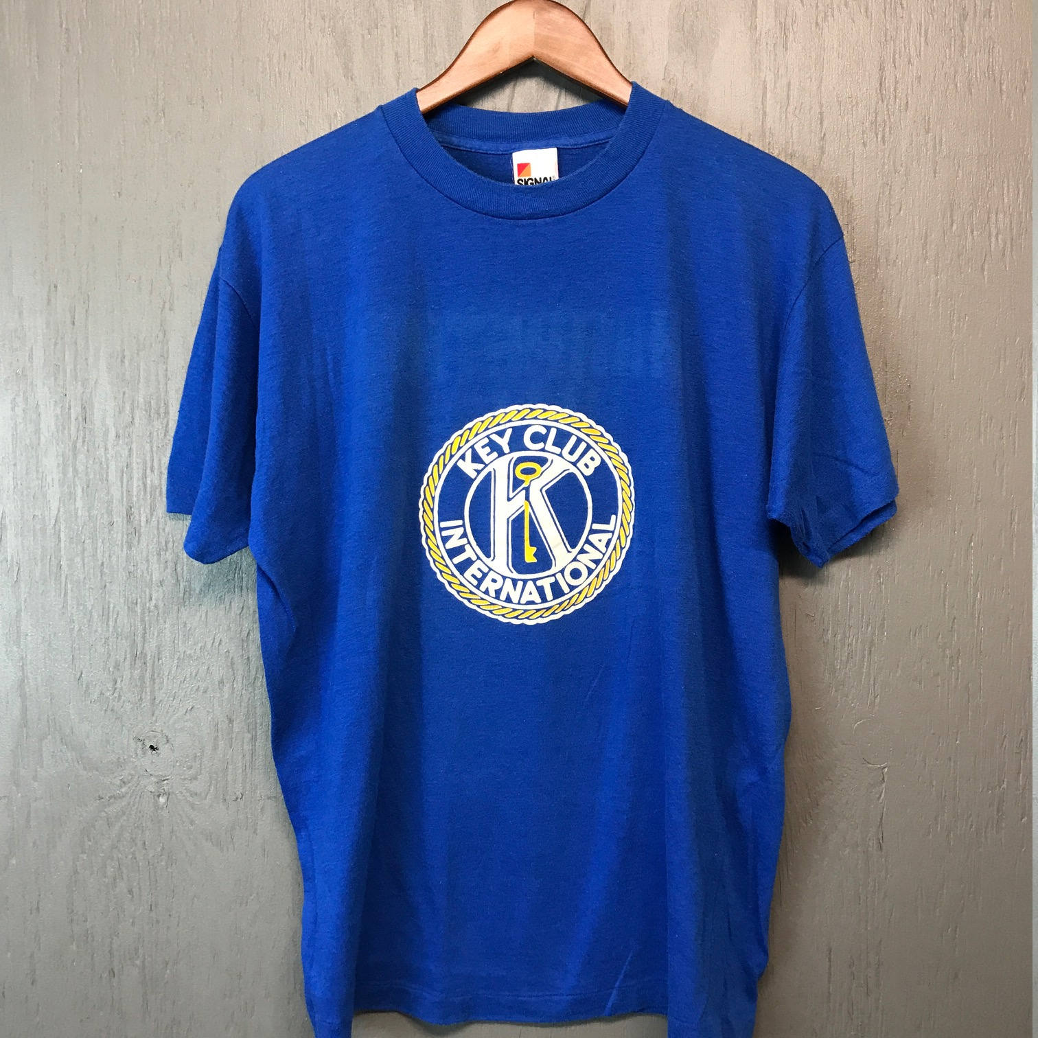 L * Thin vintage 80s Harper Hall Nashville Key Club t shirt