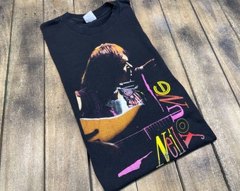 M * vintage 1986 Neil Young tour t shirt * concert band tee crazy horse * 51.166