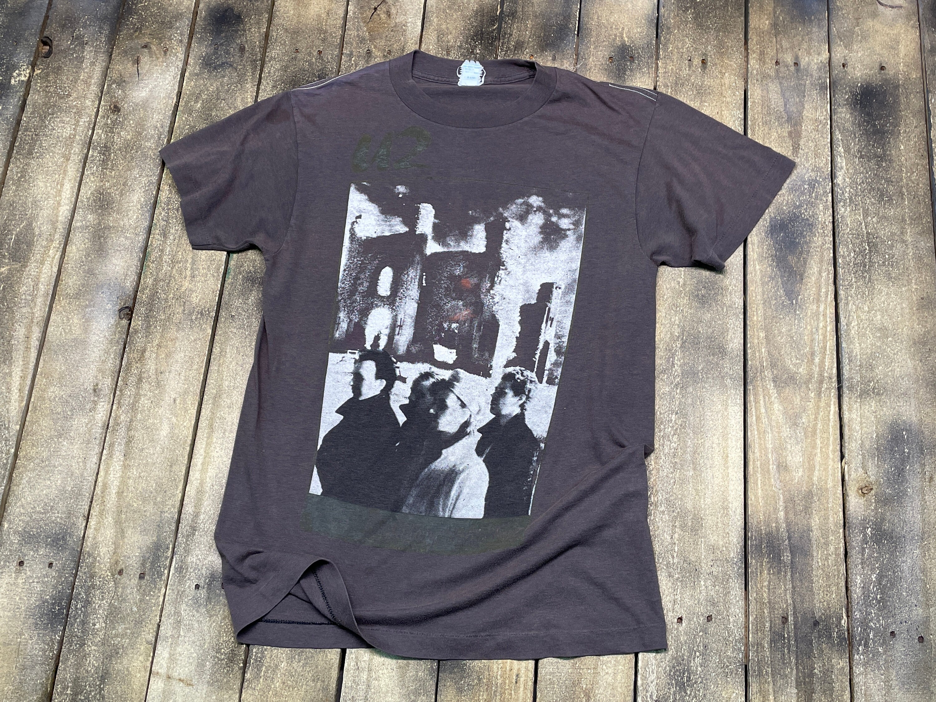 u2 the unforgettable fire t shirt