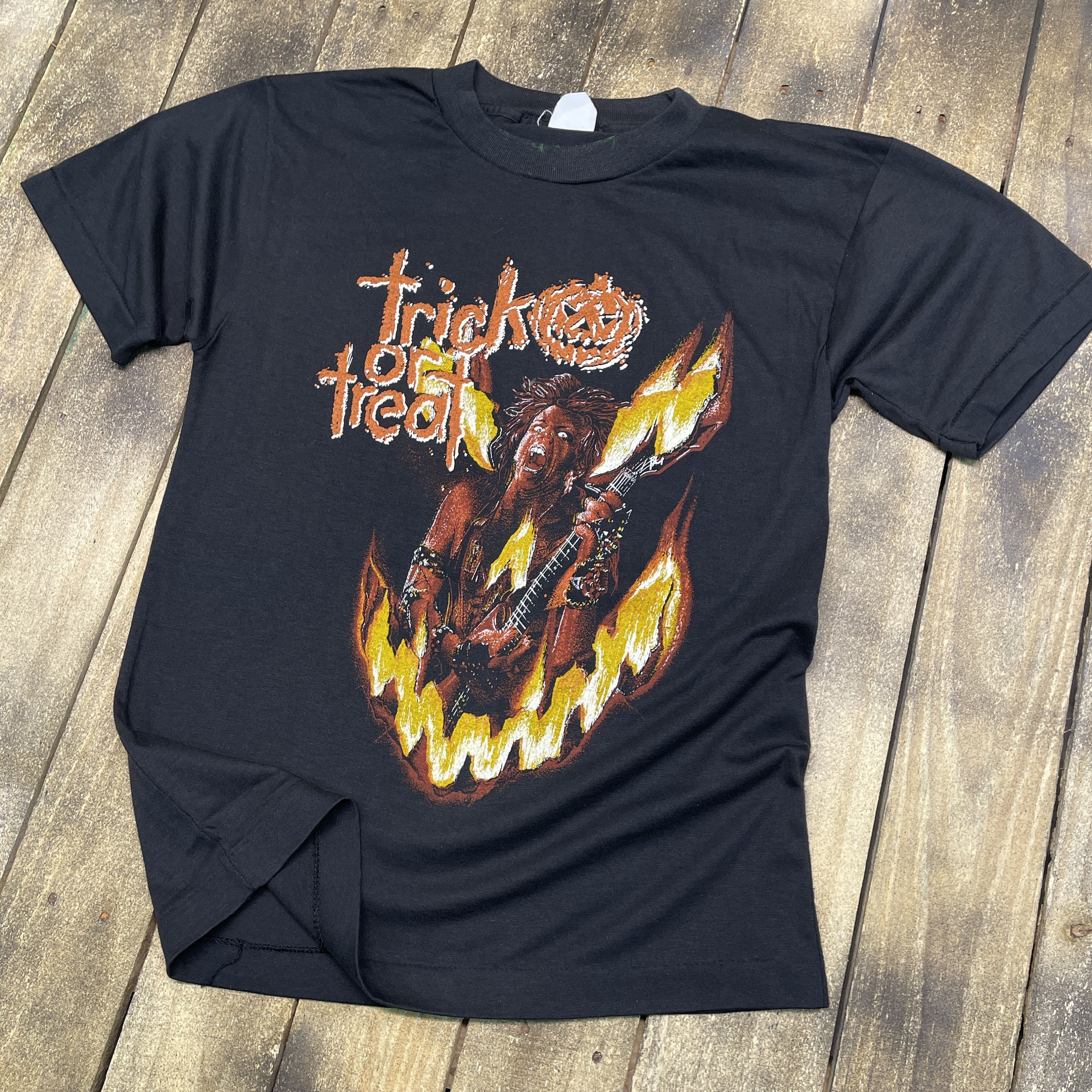 新作商品 S * Vintage 80s 1986 Trick or Treat Movie T Shirt * Vhs トップス