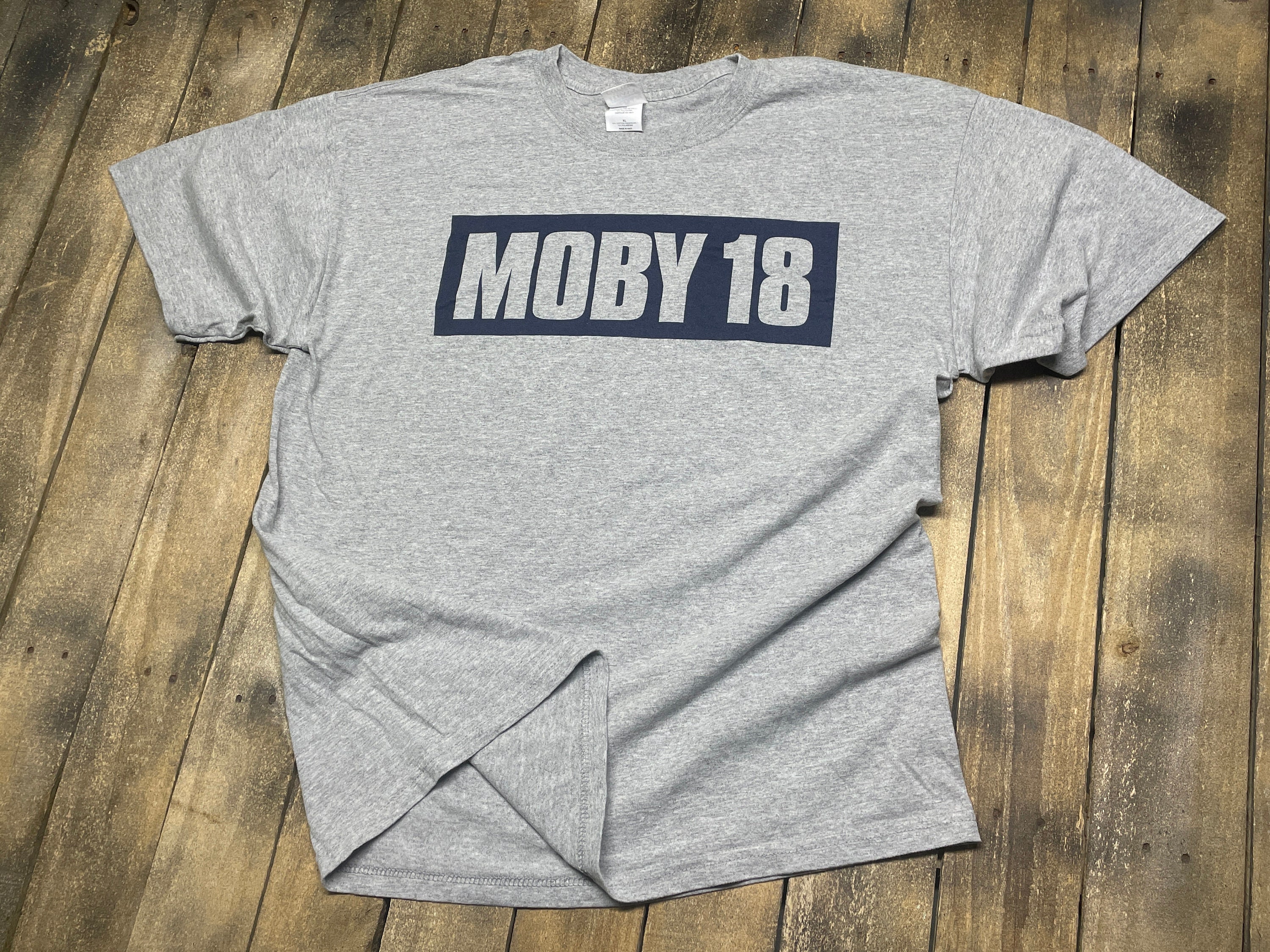 aanraken Nieuw maanjaar Betrouwbaar XL * vintage MOBY 18 t shirt * y2k 2002 dj rave edm techno raver * 74.137 aanraken Nieuw maanjaar Betrouwbaar XL * vintage MOBY 18 t shirt * y2k 2002 dj rave edm techno raver * 74.137