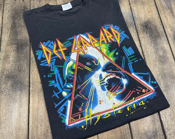 M * vintage 80s Def Leppard Hysteria tour t shirt * 1987 1988