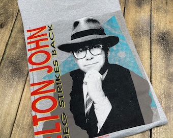 M * vintage 80s 1988 Elton John tour t shirt * concert * 39.196