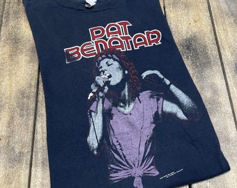 M/L * vintage 80s 1981 Pat Benatar crimes of passion t shirt * concert tour * 17.196