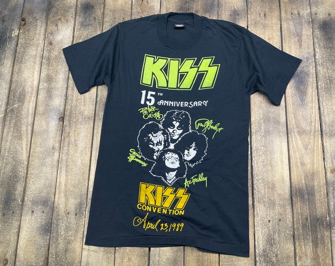 S * vintage 80s 1989 KISS Convention t shirt * band concert tour * 33.173