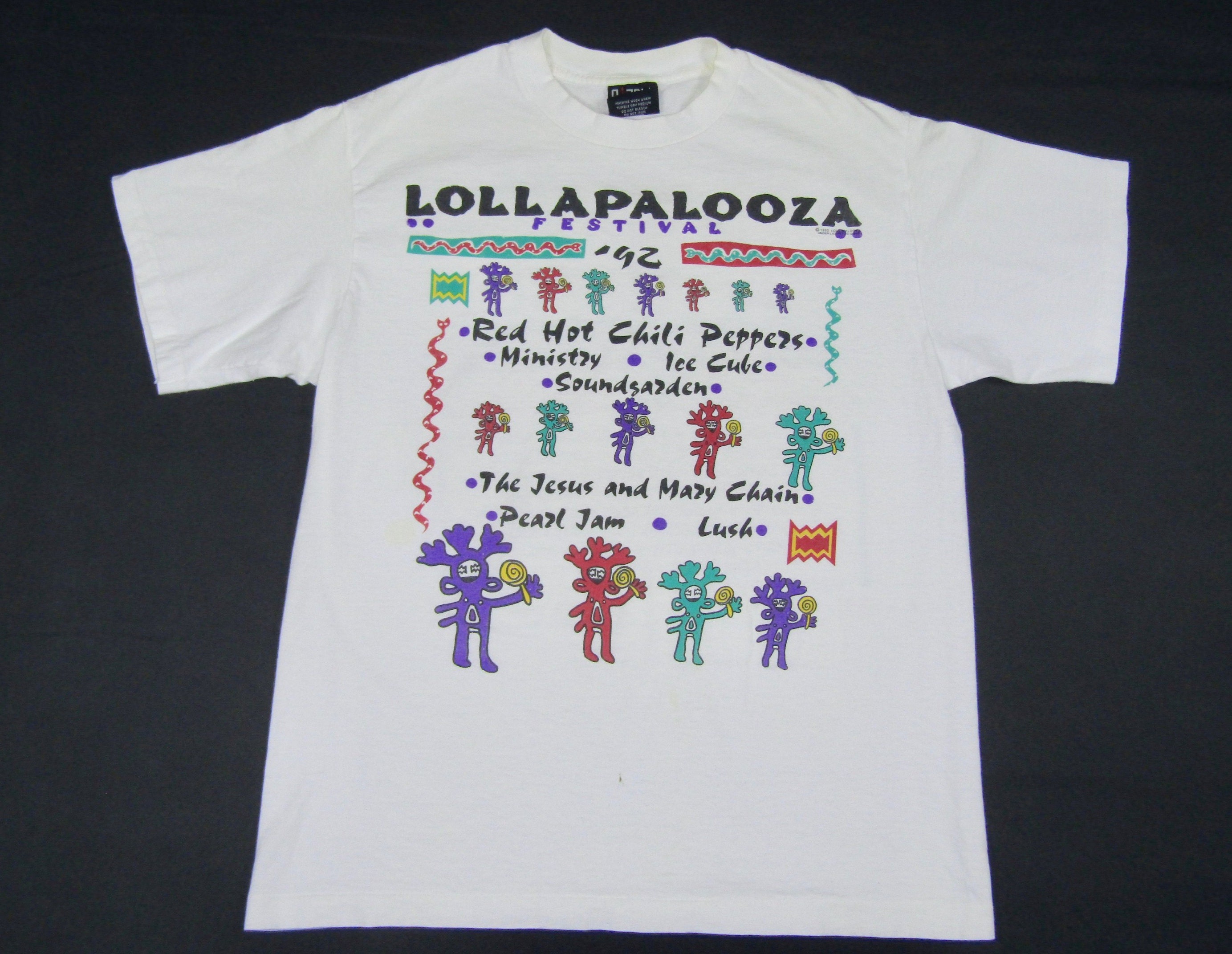L * vtg 90s 1992 Lollapalooza tour t shirt * soundgarden red