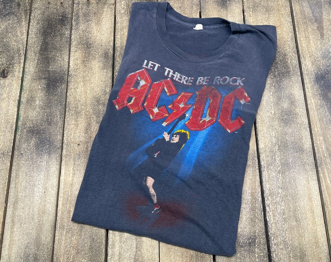 S/M * vintage 80s 1982 AC/DC tour europe t shirt * small medium * 59.181