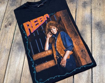 M * vintage 1992 Reba McEntire t shirt * 90s concert tour country music
