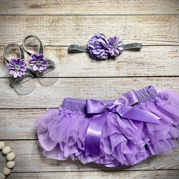 Baby Girl Tutu Bloomer and Matching Headband in the color Lavender, Perfect Newborn Gift, Birthday Cake Smash, Baby Shower and Newborn Gift