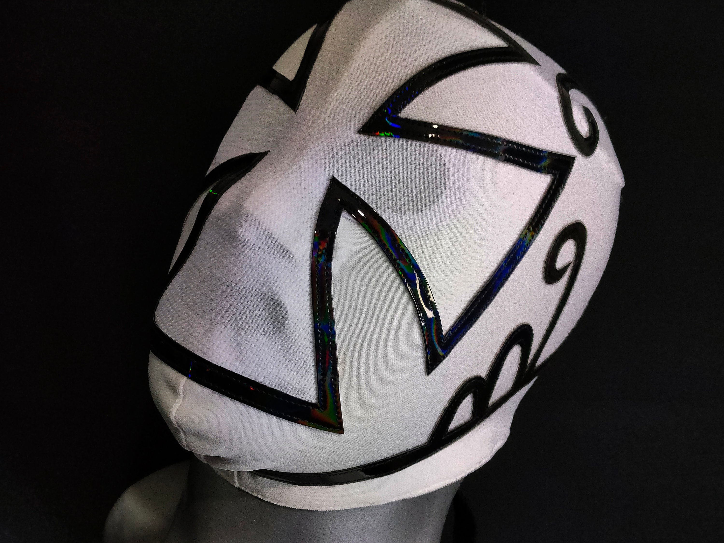 Luchador Mask | Mascot Digitized Embroidery Design