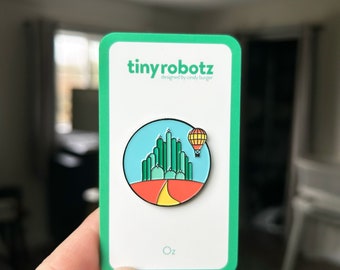 Special Edition Emerald City Enamel Pin, Reader gift, children&#39;s book, Wizard of Oz, Soft Enamel, Enamel Pins