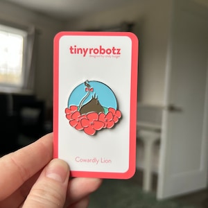 Cowardly Lion Enamel Pin: Wizard of Oz, Reader Gift