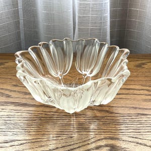 Crystal 7&quot; Bowl Frosted Tulips