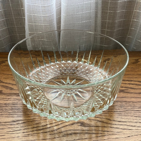 Arcoroc France Diamant Starburst 9" Large Clear Glass Salad Bowl